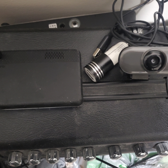 GPS & Camera - Picture 3 of 3